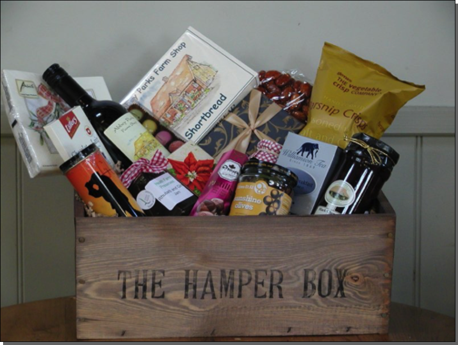 Small hamper box with lid

